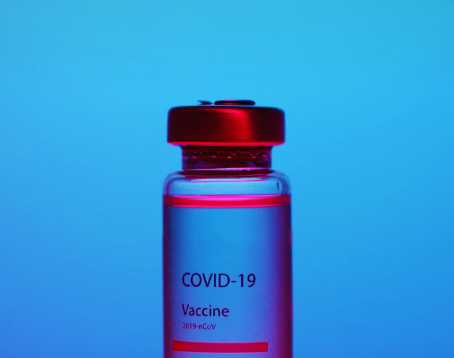 La Chine approuve le premier vaccin anti-Covid par voie nasale de CanSino Biologics